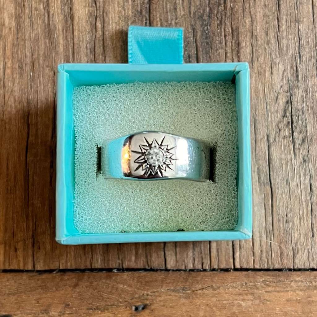Lisa Leonard Sunburst Sterling Silver 3mm Diamond Engagement/Any Occasion Ring